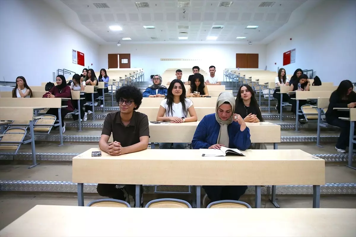 33 yil sonra universiteli oldu nTs6NKSl