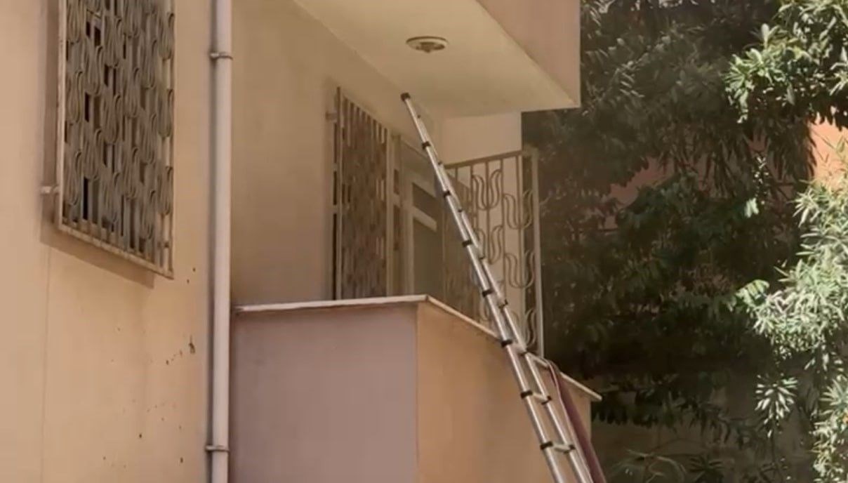 kocaelide 5 katli apartmanda yangin panigi M1c3H2LR