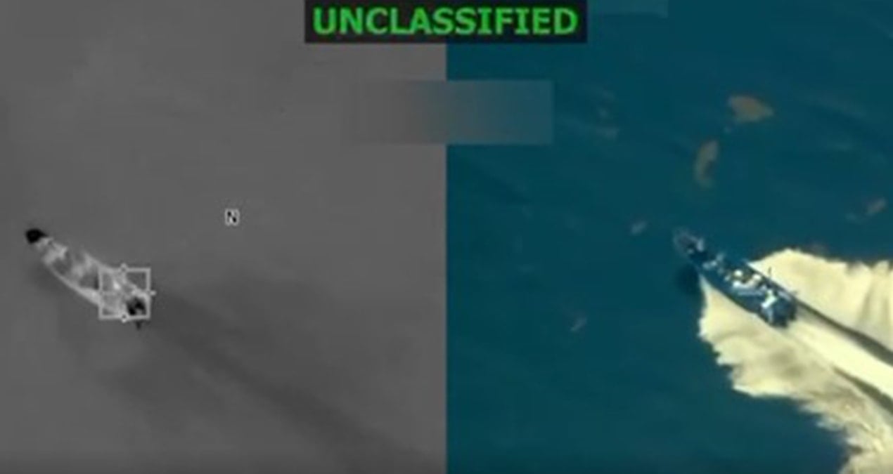 trump uyusturucu tasiyan bir tekneye saldiri duzenledik 6SAtLSbQ