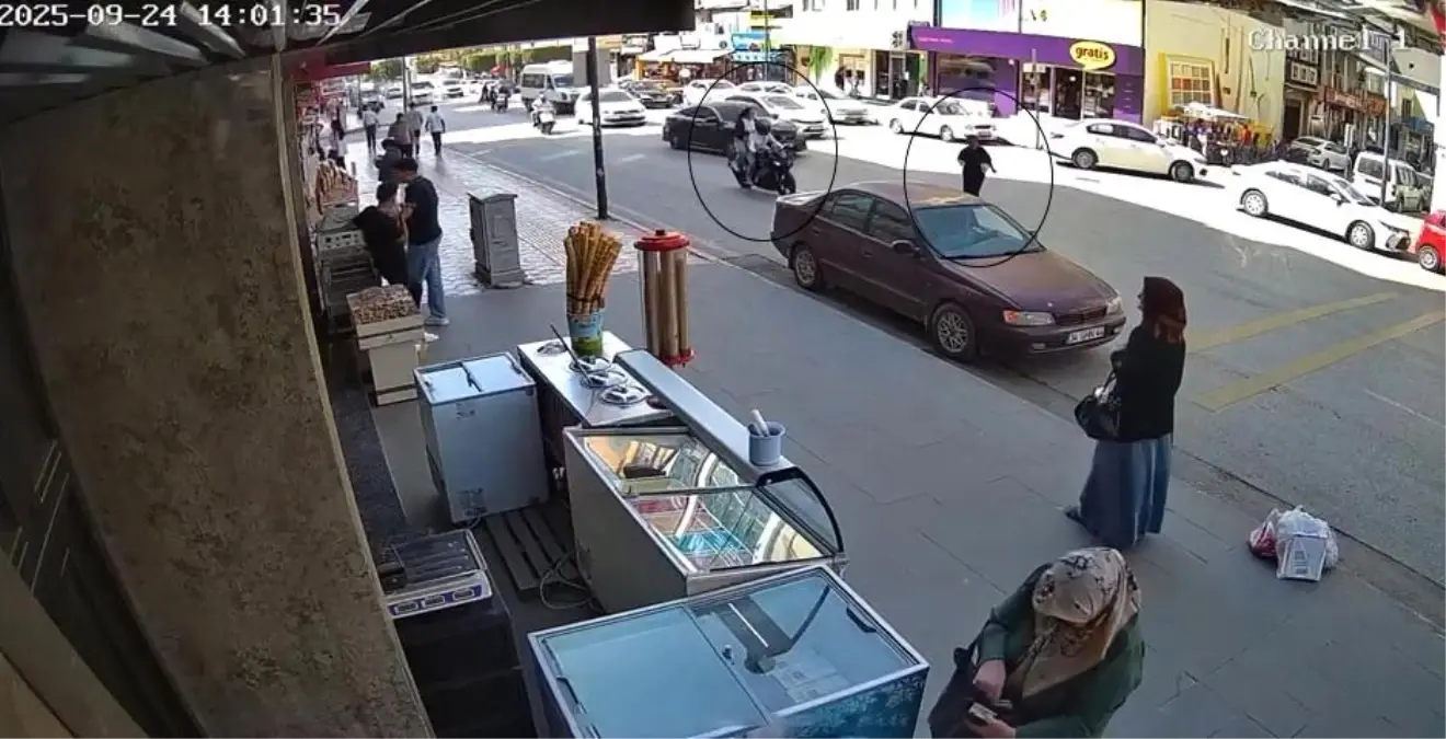 hatayda motosikletin carptigi kadin yaralandi HAzyfsXE