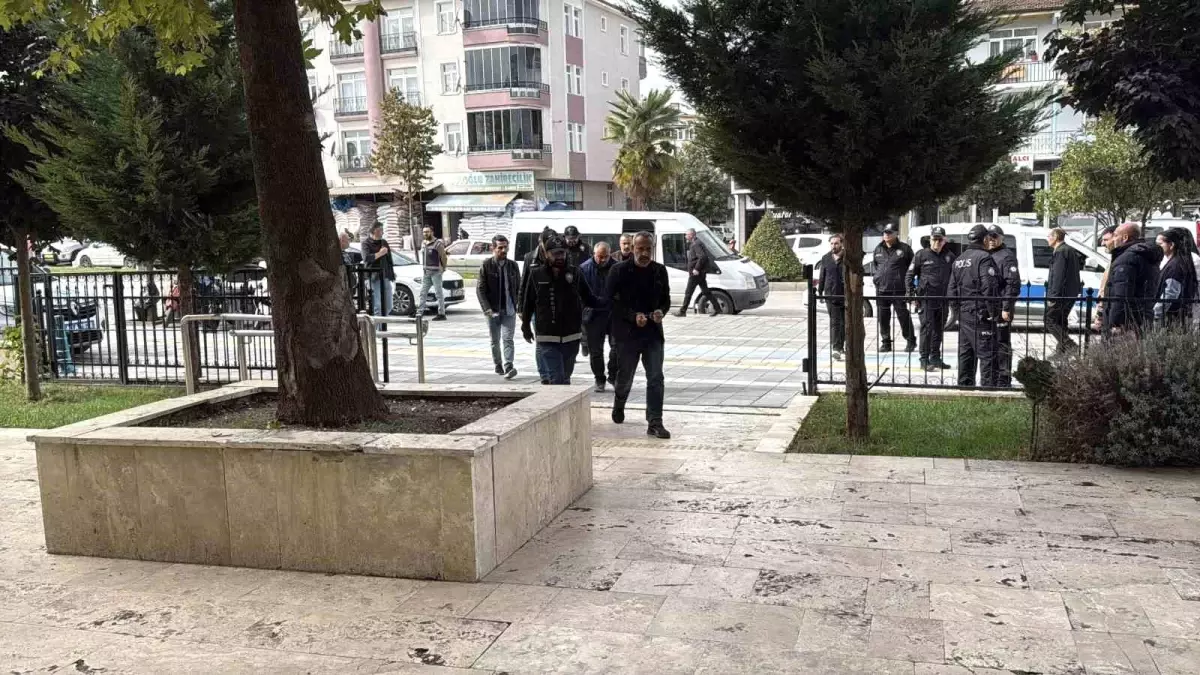 tokatta uyusturucu operasyonu 3 supheli yakalandi VB5F3mV1.jpg