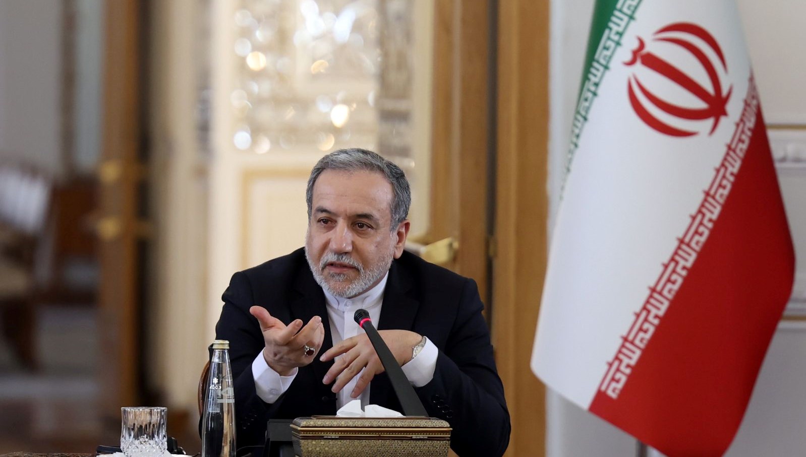 iran disisleri bakani arakci abd ile fuze programimizi muzakere etmeyecegiz Oi5P1auv.jpg