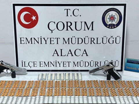 Corumda uyusturucu operasyonu 756 sentetik ecza hapi ele gecirildi bw7xUGYf