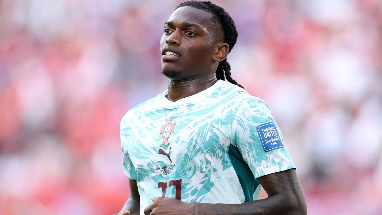 Leao’dan Galatasaray ve Fenerbahçe iddialarına yanıt